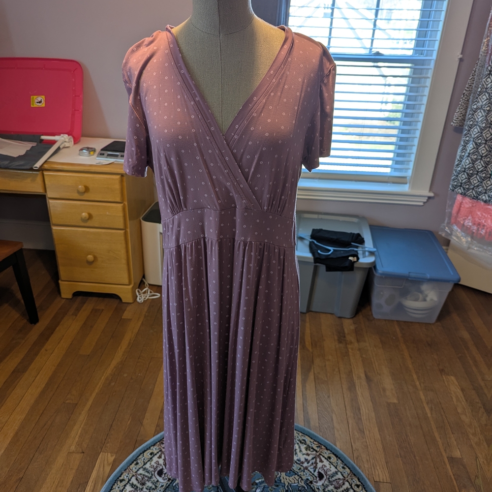LL Bean Mauve Wrap Dress With V-neck, A-line Midi Dress, Size Womens Large